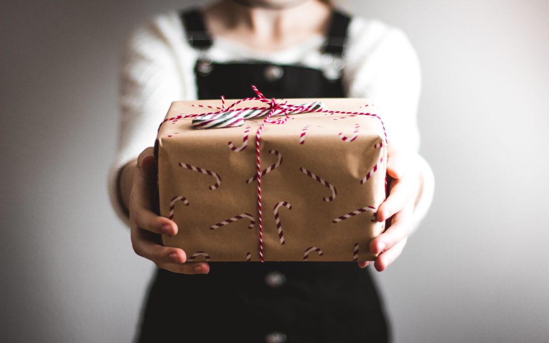 The Top 5 Gift Ideas for Your Coworkers